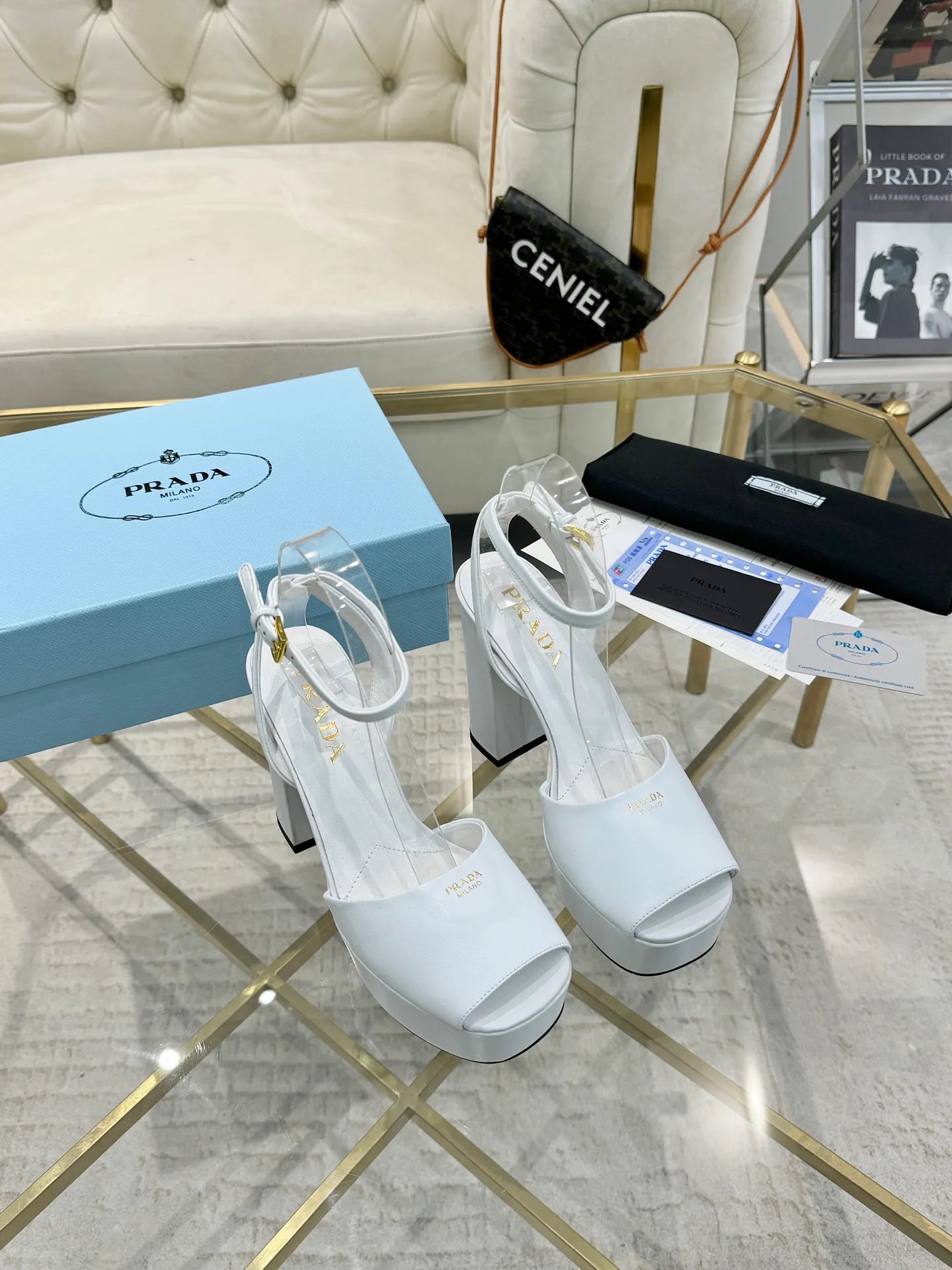 👟👟Ex-factory price 600👟👟 (imitation leather bottom-20) New arrival 👉Ready stock👈Remove the original board and make a 1:1 replica‼ ️The highest version ✅ Prada's early spring catwalk hot style 😘The latest spring style thick square toe water platform series (genuine leather outsole), (simulated leather sole) goddess must-have for super beautiful feet 👉The upper is made of imported original calfskin, soft and textured, lining + foot pads, imported sheepskin lining, breathable and comfortable, private model water platform, heel, water platform 3.5M, heel height 12M Code number 35M-39M (34 40 41 42 43 is custom-made and cannot be returned or exchanged)